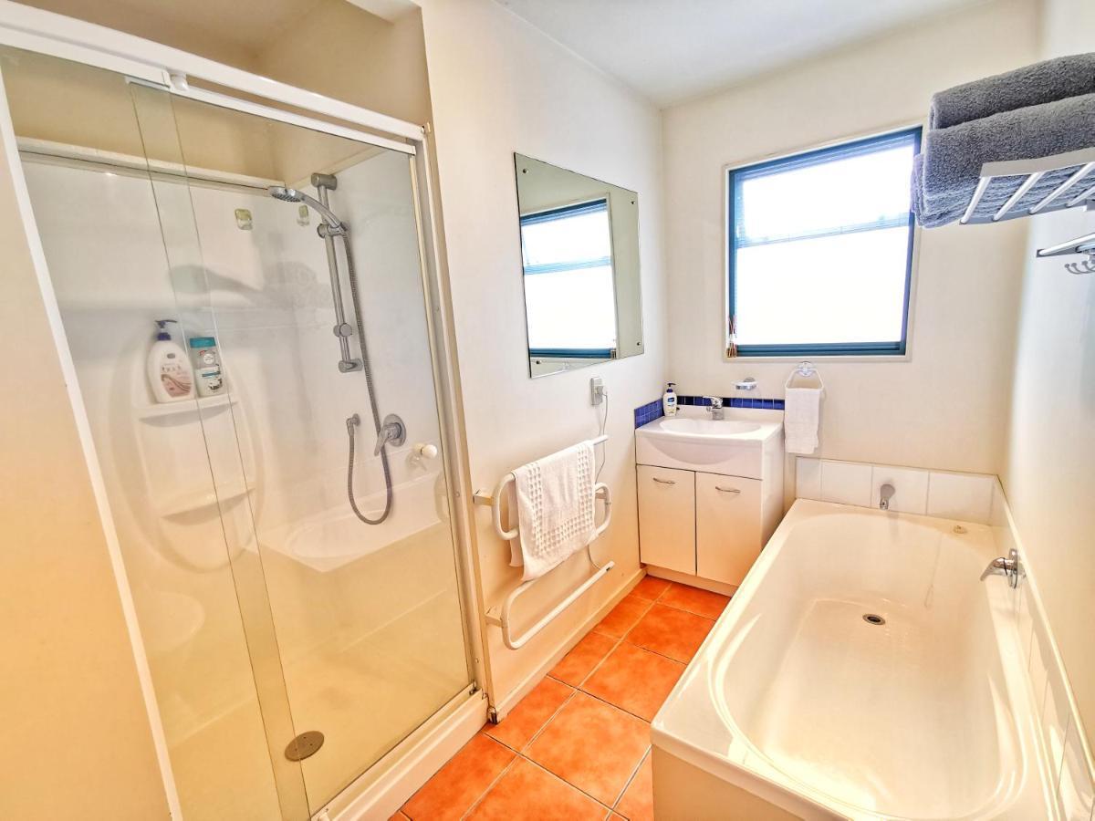 Atarau Grove Holiday House Paraparaumu Eksteriør billede